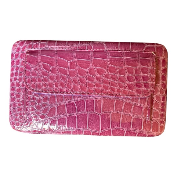 NWOT Hananel Women's Pink Crocodile Embossed Clutch - Picture 3 of 10